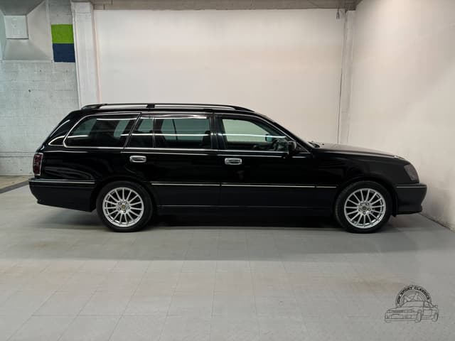 2000 Toyota Crown JDM car for sale — photo 22 of 25