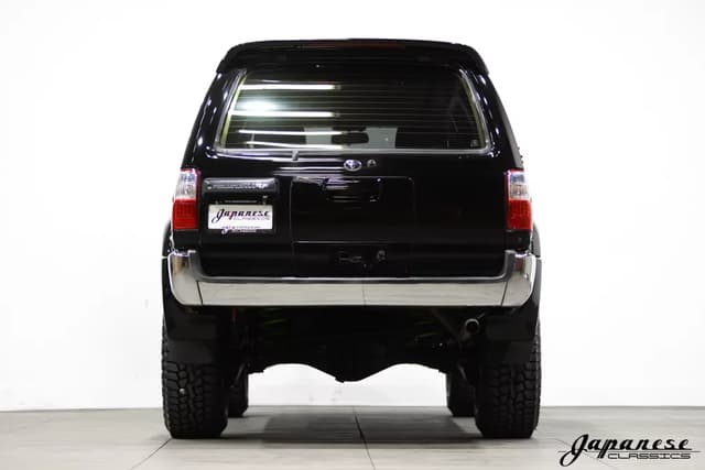 1999 Toyota Hilux JDM car for sale — photo 4 of 25