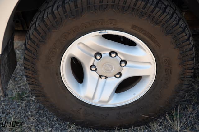 2000 Toyota Land Cruiser JDM car for sale — photo 21 of 25