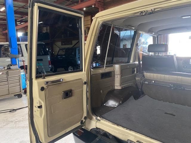 1984 Toyota Land Cruiser JDM car for sale — photo 17 of 25