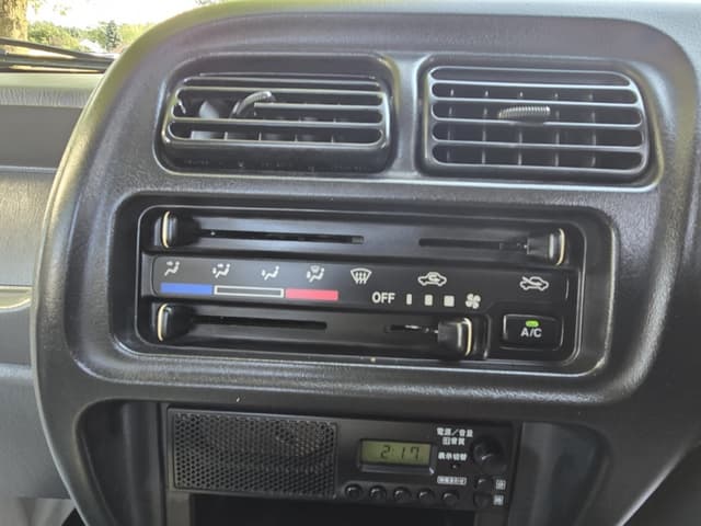 2001 Mazda Scrum JDM car for sale — photo 16 of 25