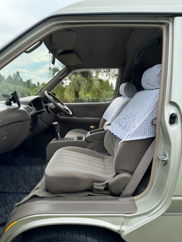 1996 Toyota Townace JDM car for sale — photo 13 of 15