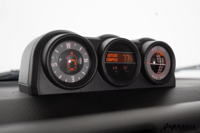 2010 Toyota Fj Cruiser JDM car for sale — photo 10 of 25