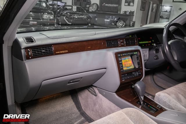 1997 Toyota Majesta JDM car for sale — photo 14 of 24