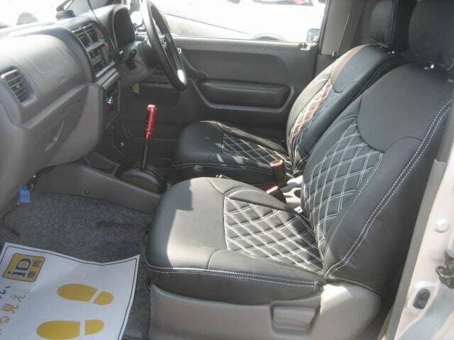 2001 Suzuki Jimny JDM car for sale — photo 4 of 12