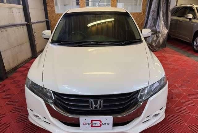 2009 Honda Odyssey JDM car for sale — photo 12 of 15