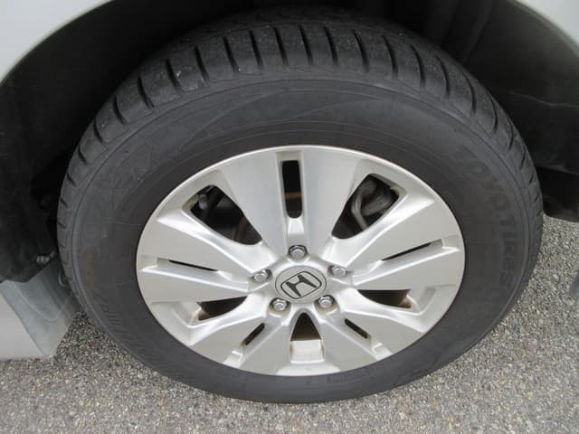 2012 Honda Stepwagon JDM car for sale — photo 22 of 25