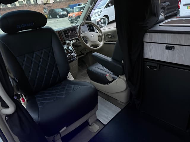 2007 Nissan Elgrand JDM car for sale — photo 16 of 25