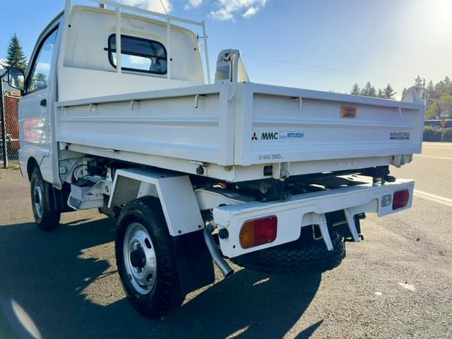 1991 Mitsubishi Minicab JDM car for sale — photo 10 of 25