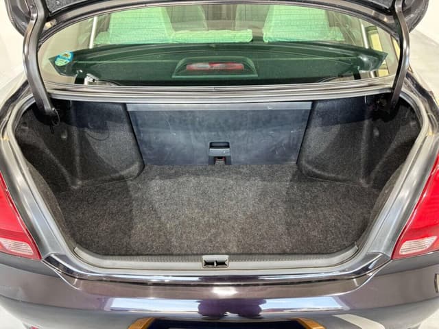 2001 Toyota Verossa JDM car for sale — photo 23 of 25