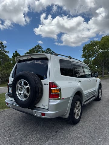 1999 Mitsubishi Pajero JDM car for sale — photo 16 of 25