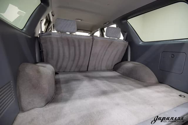 1997 Toyota Hilux Surf JDM car for sale — photo 22 of 25