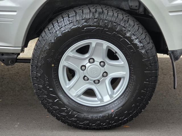 2000 Toyota Land Cruiser Prado JDM car for sale — photo 22 of 25
