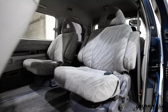 1996 Mitsubishi Delica JDM car for sale — photo 18 of 25
