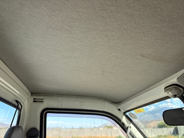 2000 Daihatsu Hijet JDM car for sale — photo 19 of 25