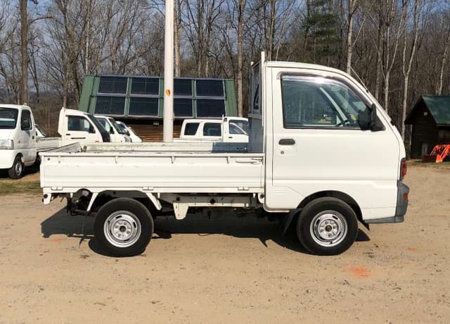 1998 Mitsubishi Minicab JDM car for sale — photo 5 of 10