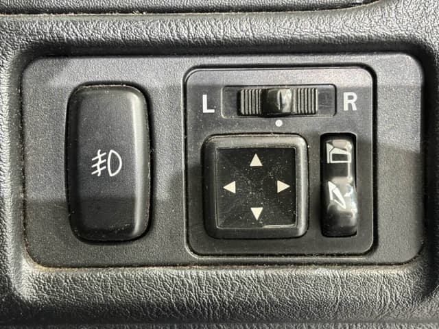 2001 Mitsubishi Pajero Mini JDM car for sale — photo 16 of 25