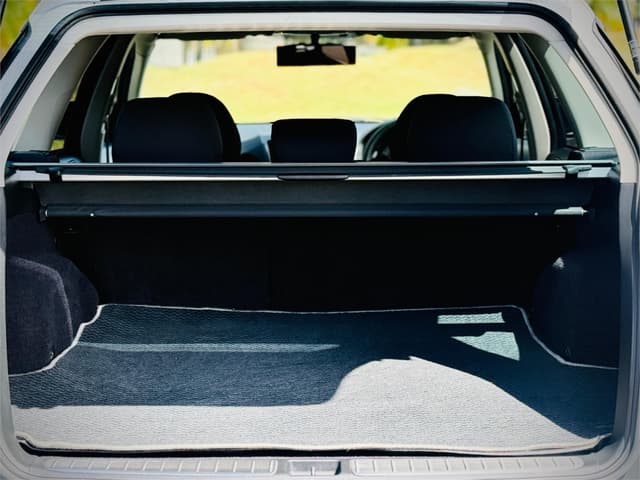 2009 Subaru Legacy JDM car for sale — photo 11 of 25