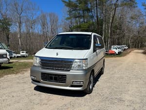 2000 Nissan Elgrand JDM car for sale