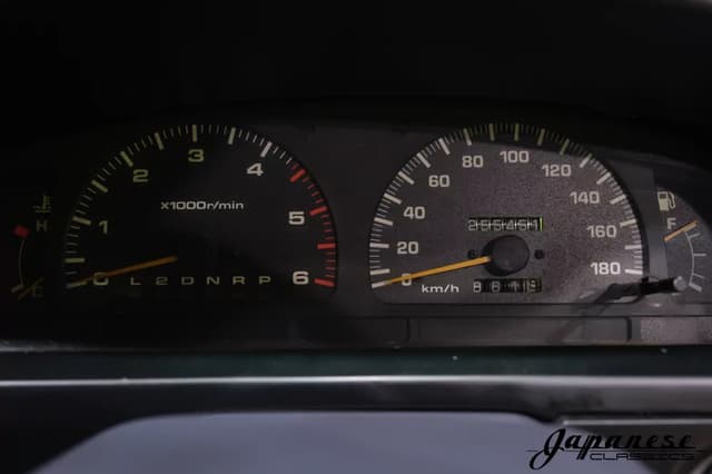 1998 Toyota Hilux Surf JDM car for sale — photo 15 of 25