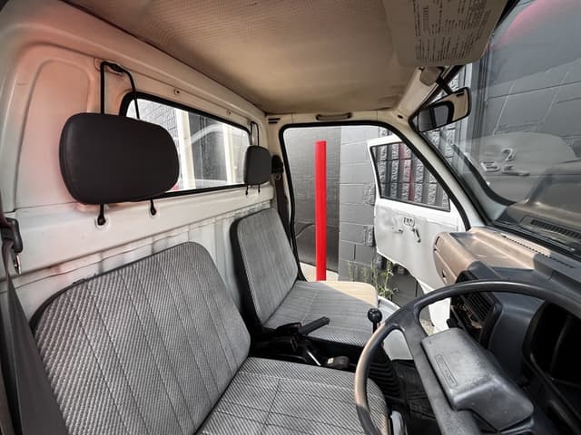 1993 Daihatsu Hijet JDM car for sale — photo 18 of 25