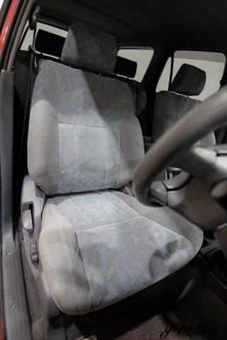 1999 Toyota Hilux Surf JDM car for sale — photo 14 of 25