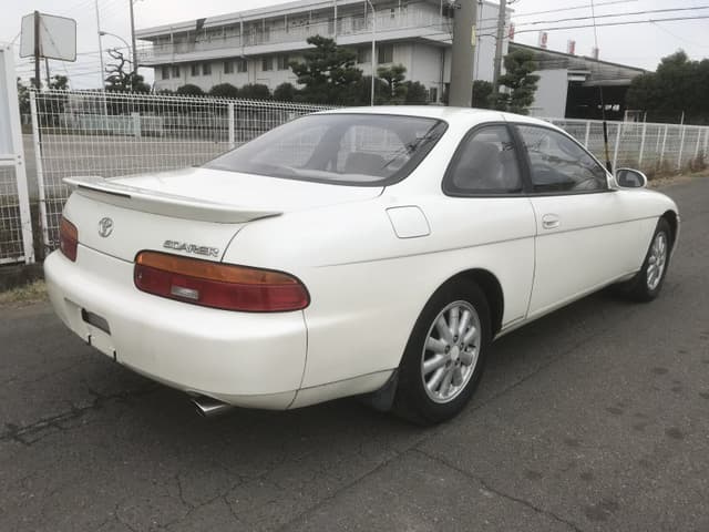 1992 Toyota Soarer JDM car for sale — photo 4 of 5