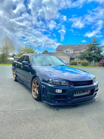 1998 Nissan Skyline JDM car for sale — photo 2 of 19