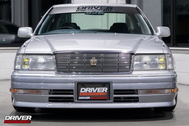 1997 Toyota Crown JDM car for sale — photo 5 of 24