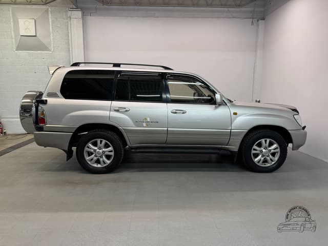 1998 Toyota Land Cruiser JDM car for sale — photo 22 of 25