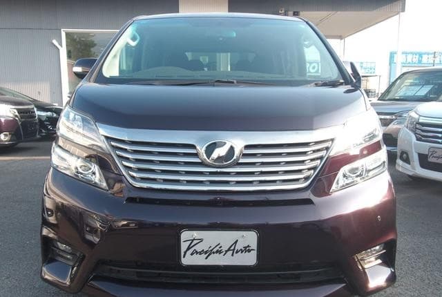2011 Toyota Vellfire JDM car for sale — photo 2 of 25