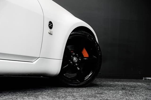 2005 Nissan Fairlady Z JDM car for sale — photo 13 of 14
