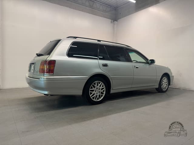 2000 Toyota Crown JDM car for sale — photo 21 of 25