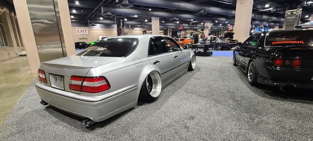 1996 Nissan Cima JDM car for sale — photo 20 of 25