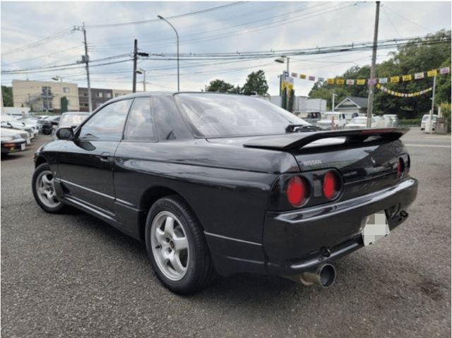 1990 Nissan Skyline JDM car for sale — photo 7 of 10