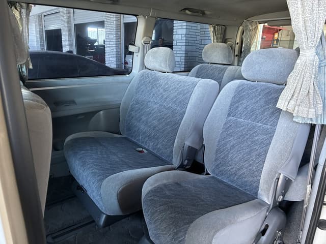 1997 Toyota Regius JDM car for sale — photo 4 of 14