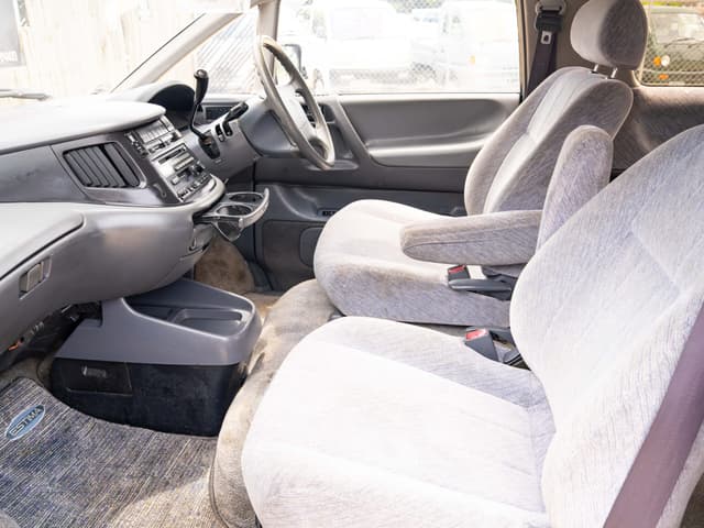 1994 Toyota Estima JDM car for sale — photo 11 of 13