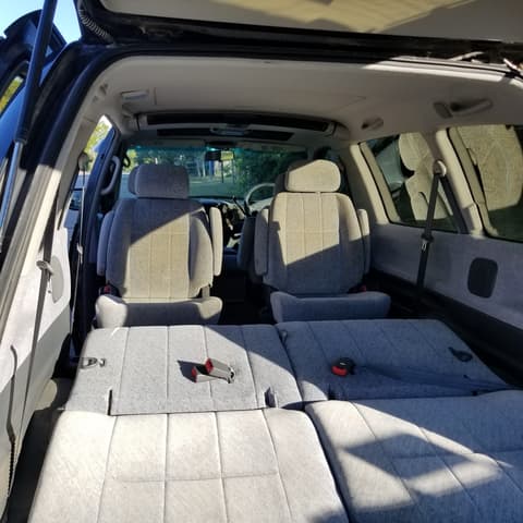 1997 Toyota Estima JDM car for sale — photo 7 of 8