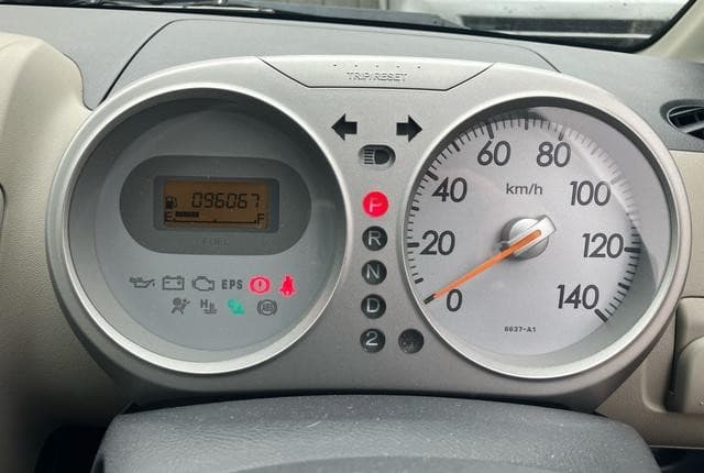 2004 Honda Life JDM car for sale — photo 16 of 19