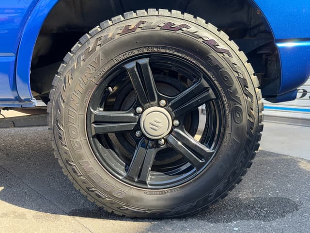 2005 Suzuki Jimny JDM car for sale — photo 15 of 25