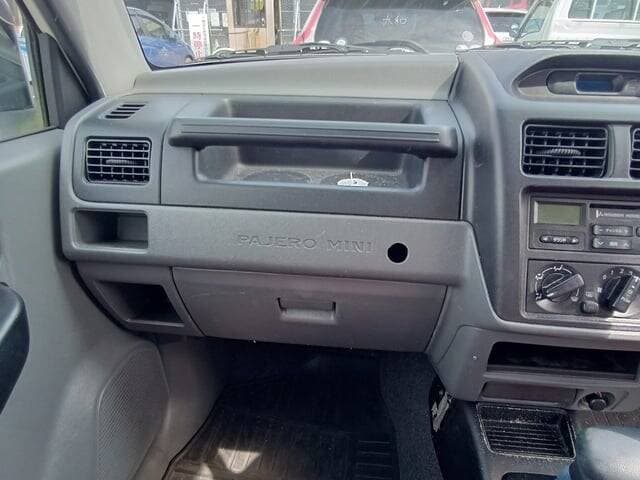 2000 Mitsubishi Pajero Mini JDM car for sale — photo 8 of 25