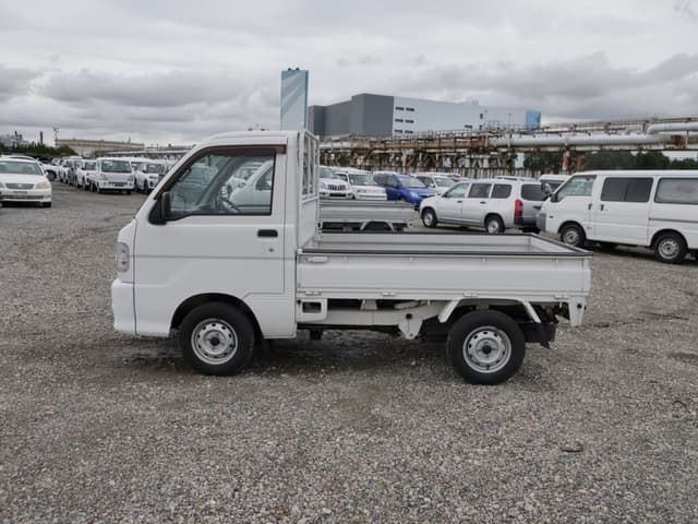 2000 Daihatsu Hijet JDM car for sale — photo 8 of 25