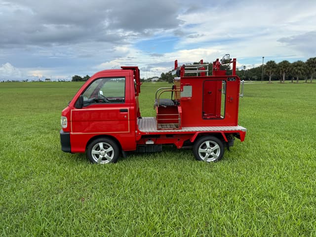 2001 Daihatsu Hijet JDM car for sale — photo 7 of 25