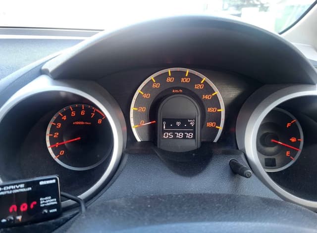 2009 Honda Fit JDM car for sale — photo 8 of 12