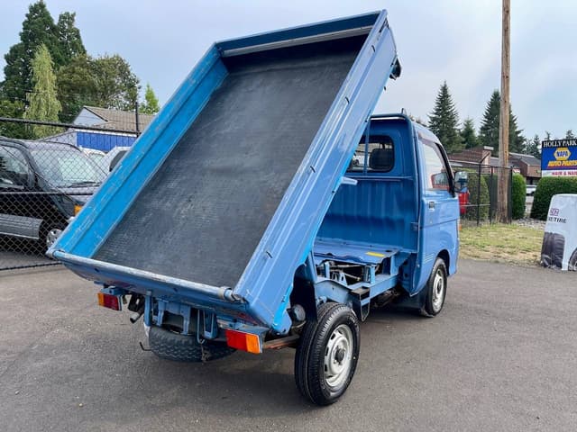 1995 Daihatsu Hijet JDM car for sale — photo 13 of 25