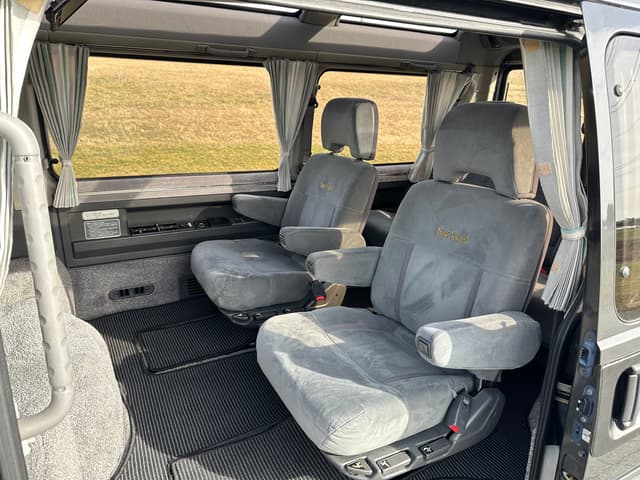 1993 Mitsubishi Delica JDM car for sale — photo 7 of 10
