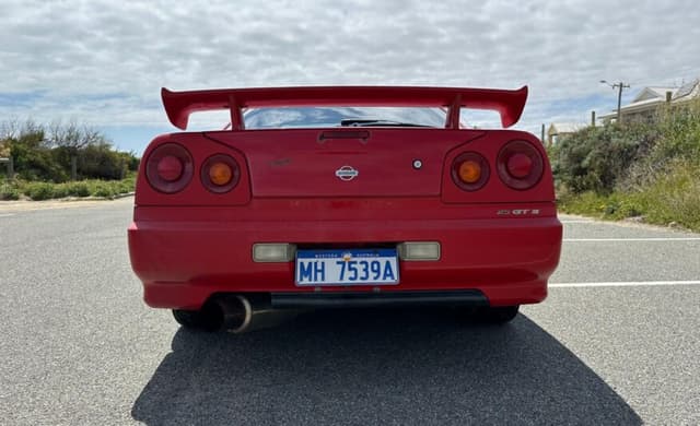 1998 Nissan Skyline JDM car for sale — photo 10 of 10