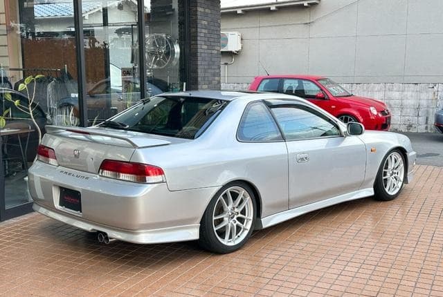 1998 Honda Prelude JDM car for sale — photo 4 of 25