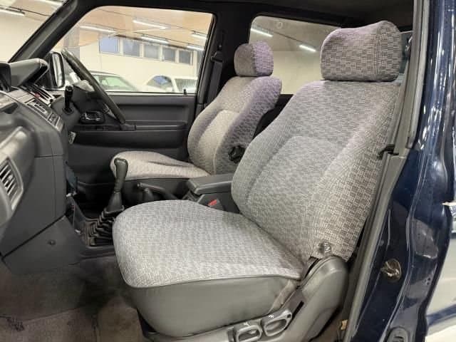 1994 Mitsubishi Pajero JDM car for sale — photo 6 of 9