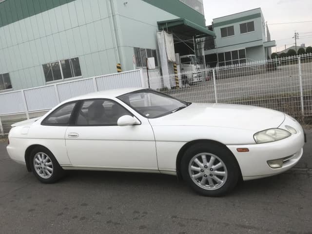 1992 Toyota Soarer JDM car for sale — photo 3 of 5